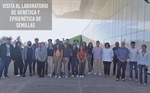 Visita al Laboratorio de Genética y Epigenética de Semillas