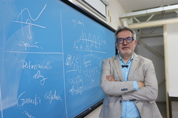 Estudio de Cinvestav sugiere una estructura unificadora entre lo algebraico y lo no algebraico